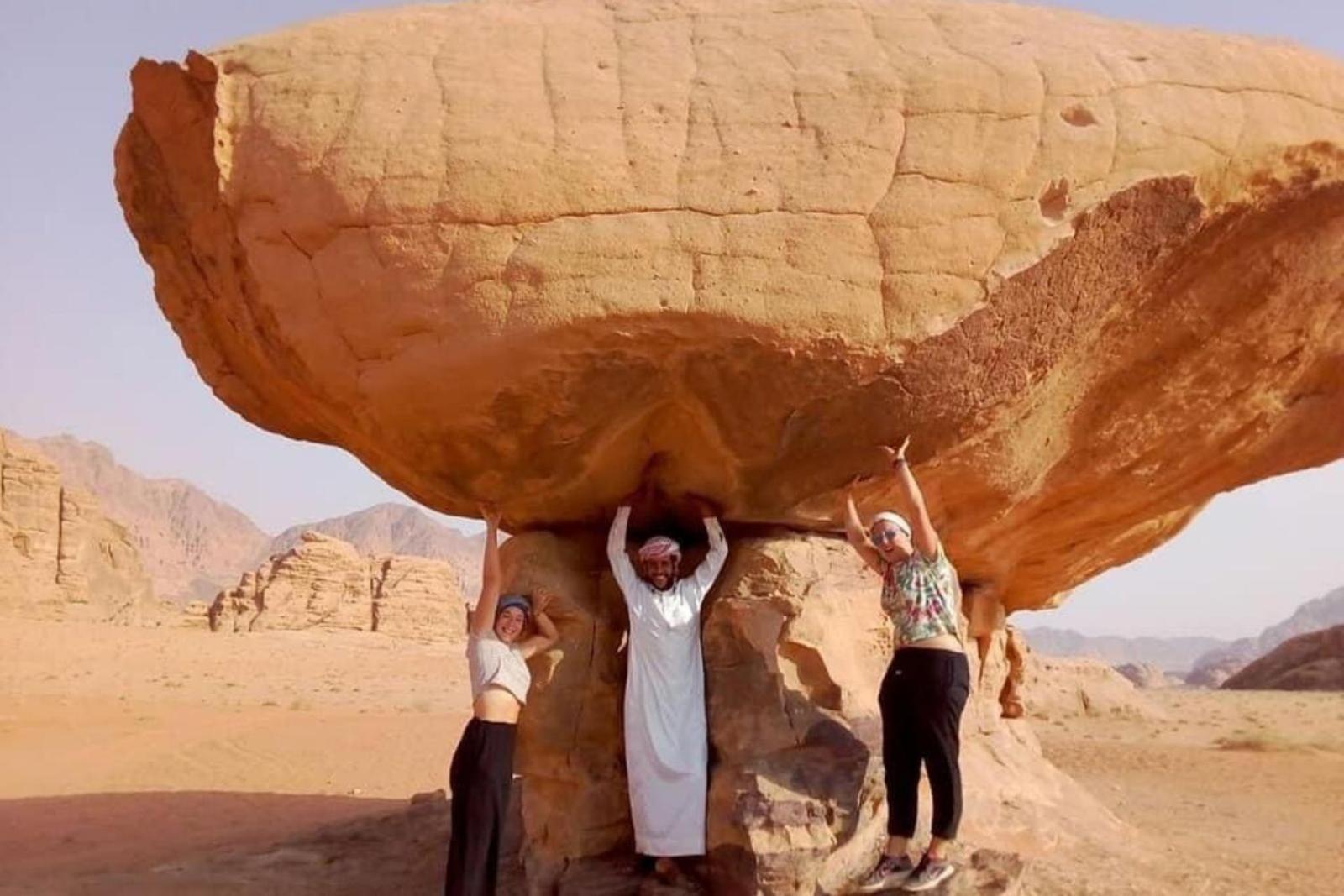 Welcome To Wadi Rum Camp Buitenkant foto